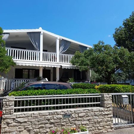 Šibuljina Apartment Leon & Grga מראה חיצוני תמונה
