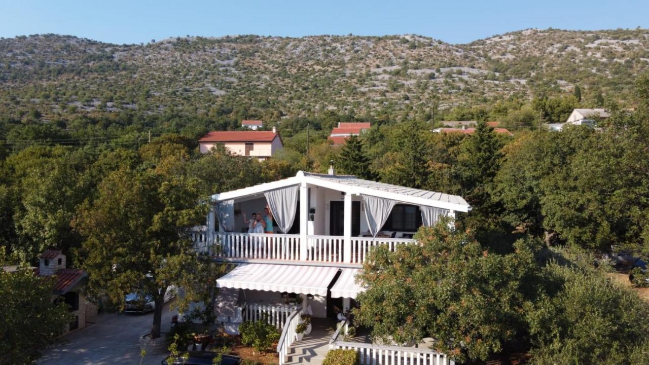 Šibuljina Apartment Leon & Grga מראה חיצוני תמונה