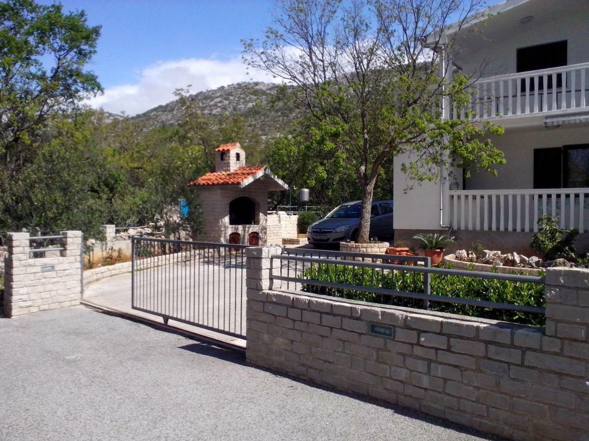 Šibuljina Apartment Leon & Grga מראה חיצוני תמונה